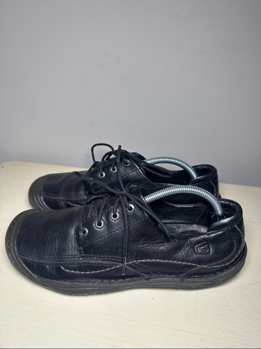 Keen Black Leather Lace-Up Shoe - Picture 3 of 8